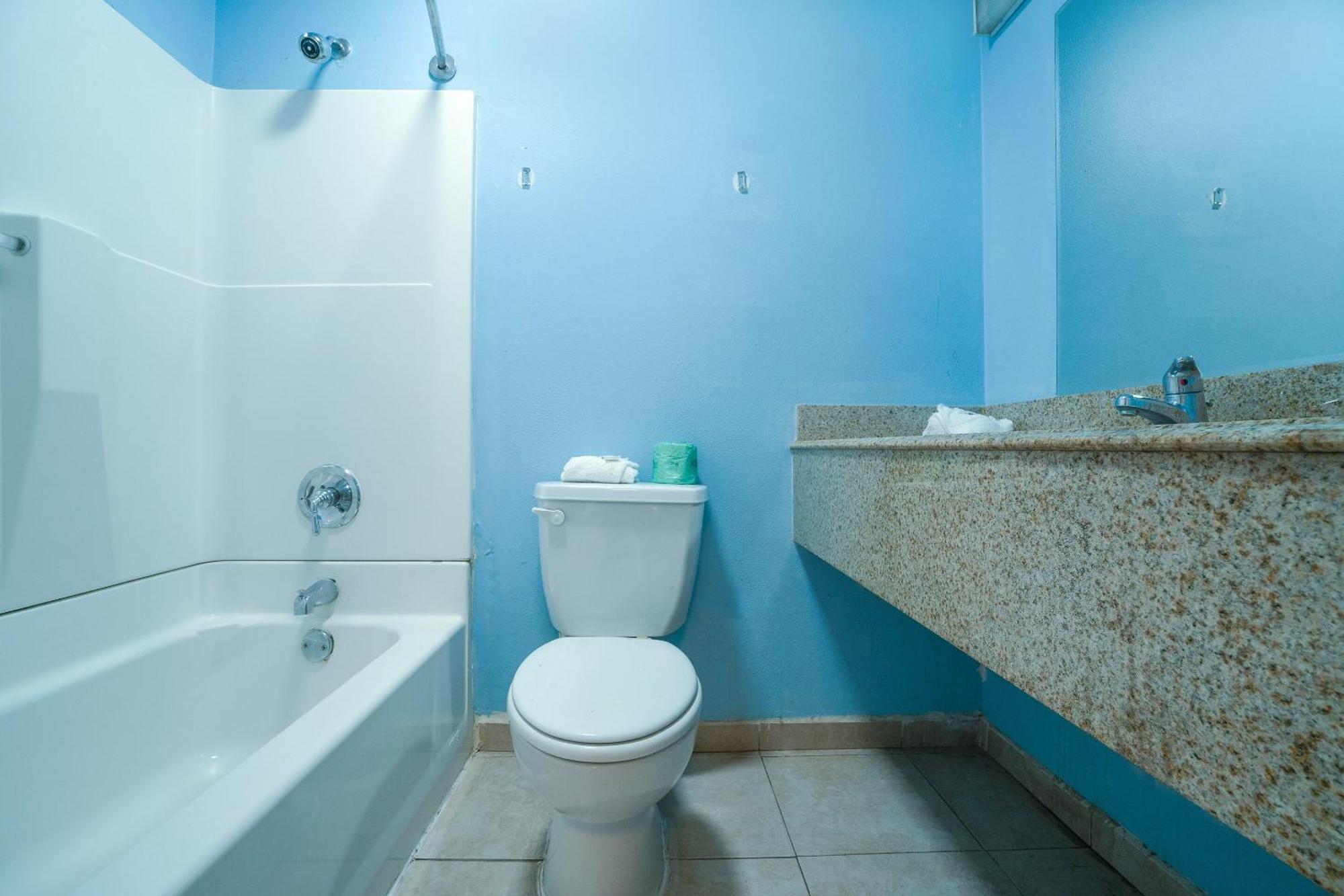 Oyo Hotel Мидленд Экстерьер фото